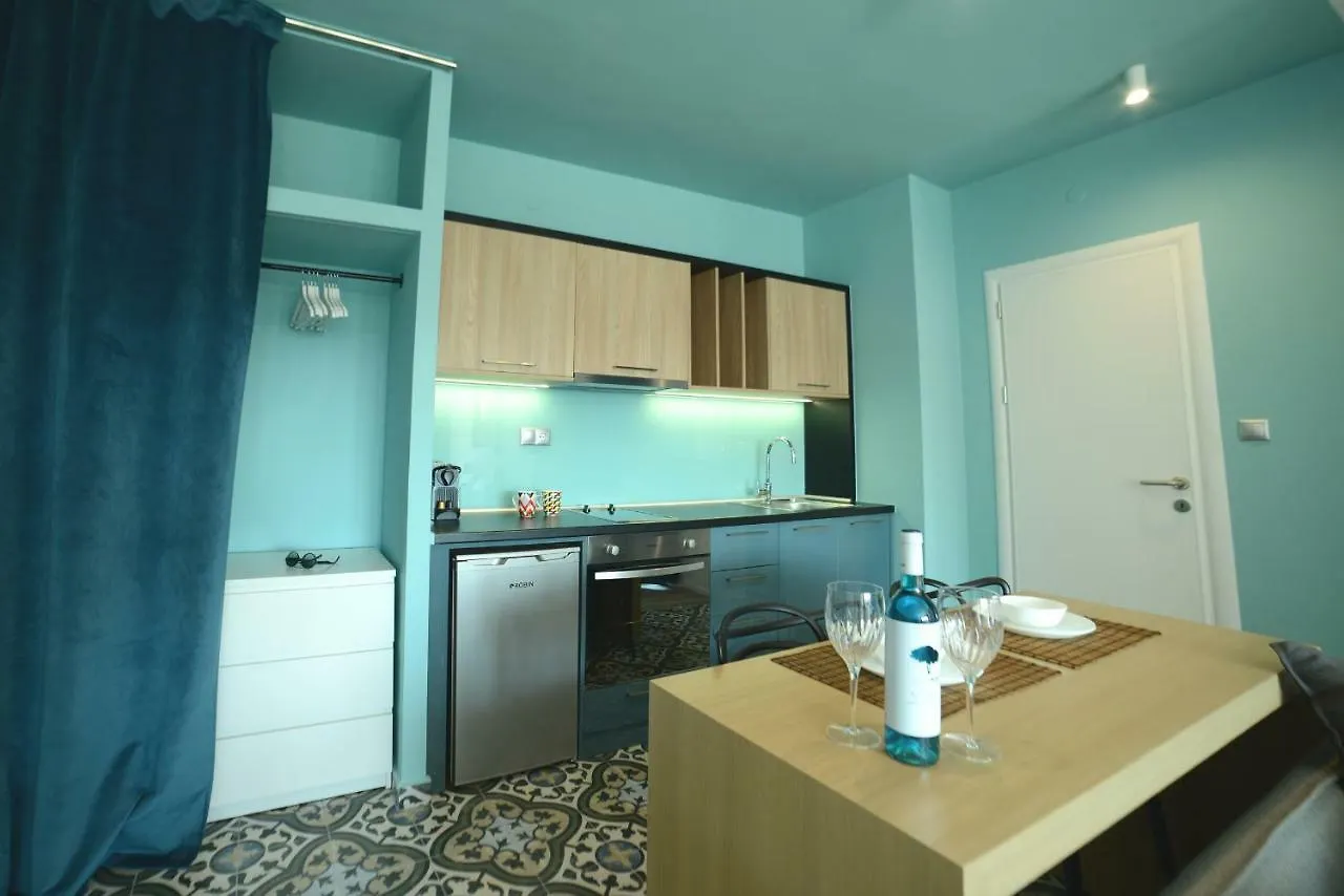 Mazi7Thfloor #3 Apartment Thessaloniki Greece